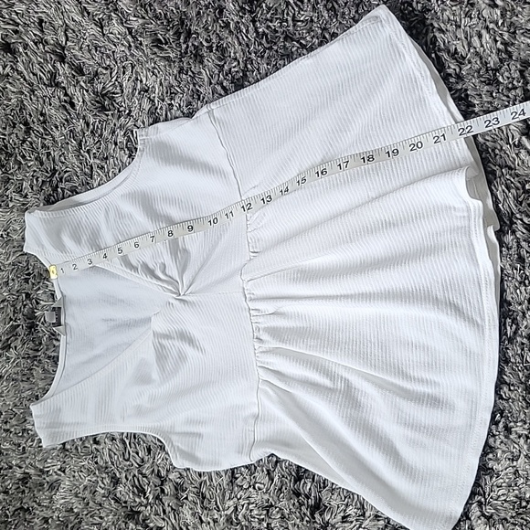 Lucky Brand Top - Picture 6 of 8